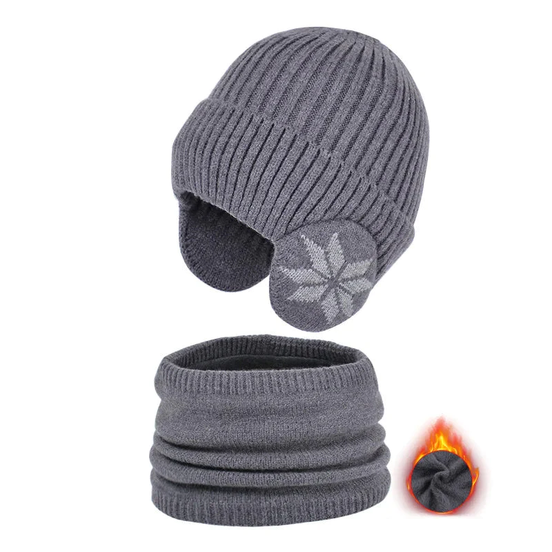 KnittedHat® | Warmes Strickmützen- und Schalset für den Winter